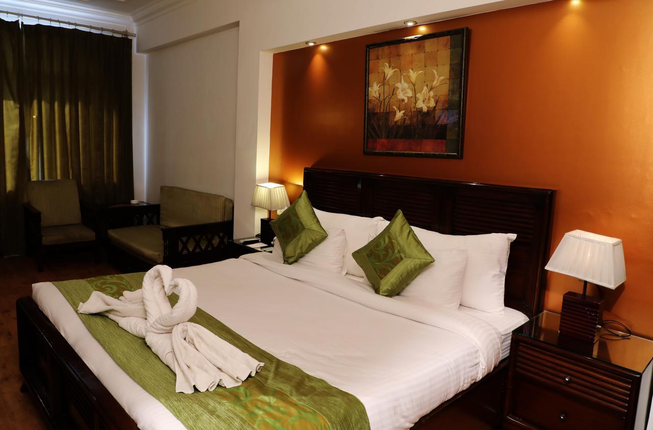 Hotel Baljees Regency Shimla Esterno foto